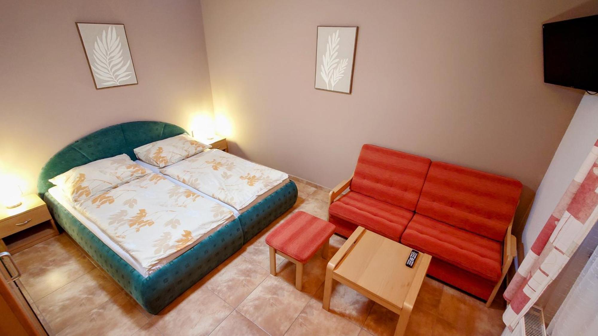 Raj Sportovni A Rekreacni Resort Branzez Kněžmost Dış mekan fotoğraf